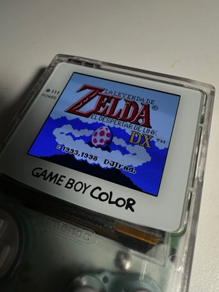 Gameboy Color con pantalla OLED.