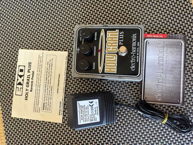 Electro-Harmonix Holy Grail Plus