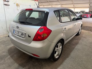 KIA Ceed 1.6 86.000km 2007