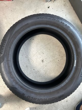 Neumático Pirelli Cinturato P7 205/55 R17 95V