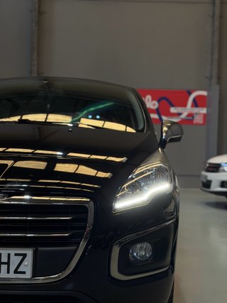 Peugeot 3008 ¡FULL EXTRAS!
