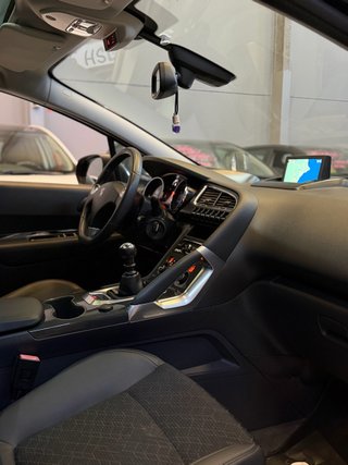 Peugeot 3008 ¡FULL EXTRAS!