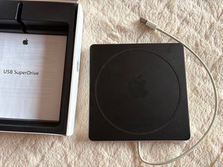Apple USB SuperDrive A1379