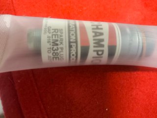 Champion REM38E Spark Plug