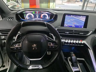 Peugeot 5008 2018 GT Line 1.5BlueHDi 130cv 7PLAZAS