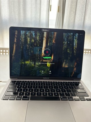MacBook Air 13” 2020 Intel i5 8GB