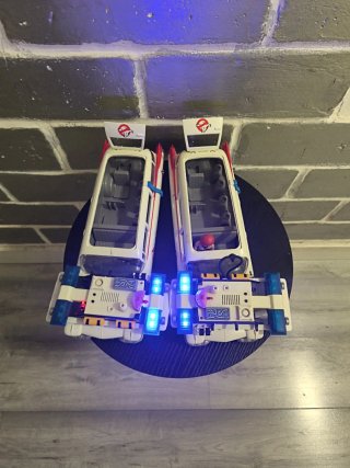 2 Coches Ecto-1 Cazafantasmas