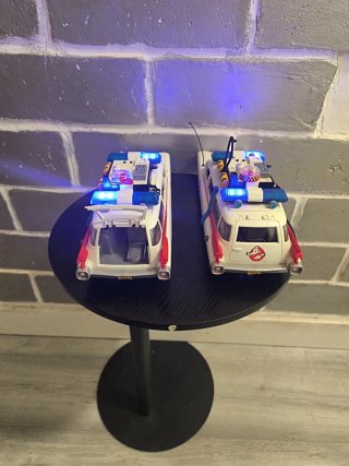 2 Coches Ecto-1 Cazafantasmas