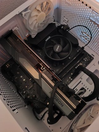 Ordenador Sobremesa Gigabyte Gris/Blanco