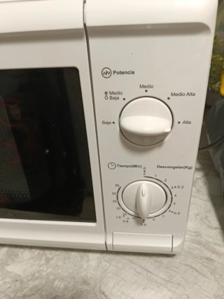 Microondas Aspes Blanco