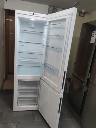 Frigorífico Miele 200x60cm A+++ garantía y envío