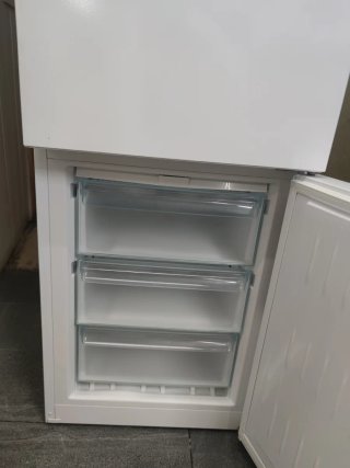 Frigorífico Miele 200x60cm A+++ garantía y envío