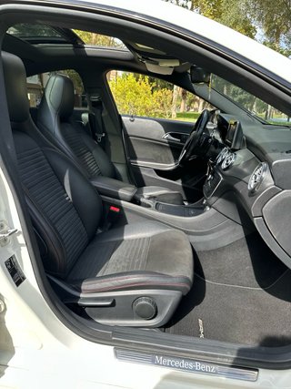 Mercedes-Benz CLA 220CDI AMG