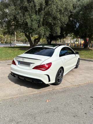 Mercedes-Benz CLA 220CDI AMG
