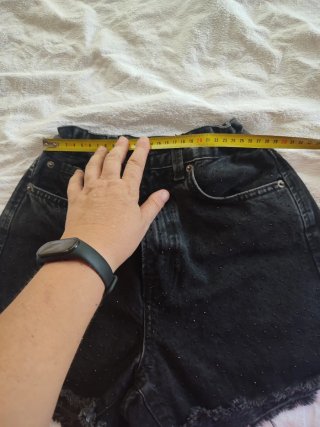 Shorts Stradivarius Talla 36 Perlas Deshilachados