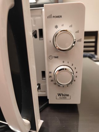 Microondas Orbegozo White Class