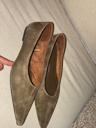 Zapatos Zara ante verde oliva