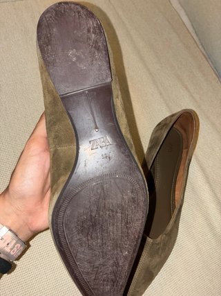Zapatos Zara ante verde oliva
