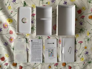Caja original iPhone 4S + extras