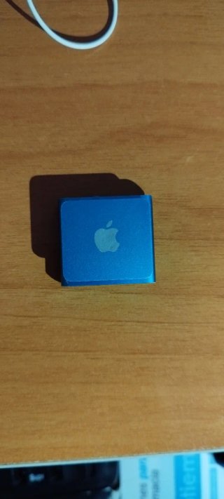 iPod Shuffle 2 GB Azul