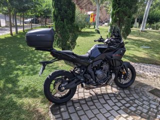 Yamaha Tracer Negra