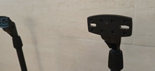 Pies o soporte para altavoces