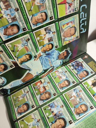 Álbum Cromos Liga 2001-2002 Casi Completo