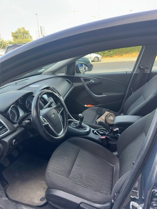 Opel Astra 2013