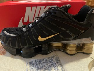 Nike Shox Nuevas Negro/Dorado