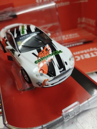 Scalextric Aston Martin Vantage Digital System
