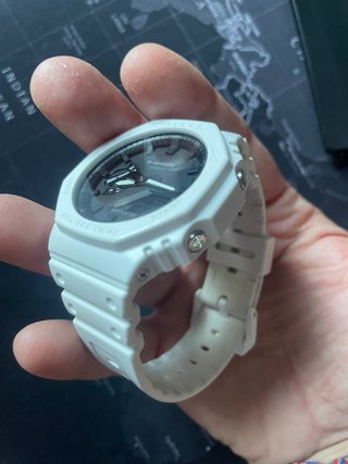 Reloj Casio G-Shock GA-2100-7AER blanco A ESTRENAR