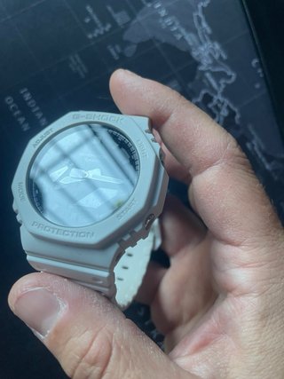 Reloj Casio G-Shock GA-2100-7AER blanco A ESTRENAR
