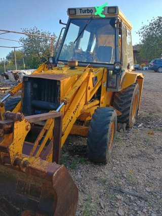 Retroexcavadora jcb mixta 3d