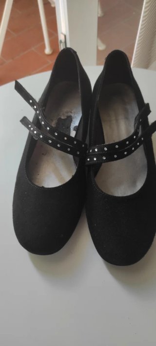 Zapatos negros ante con tiras brillantes T.37