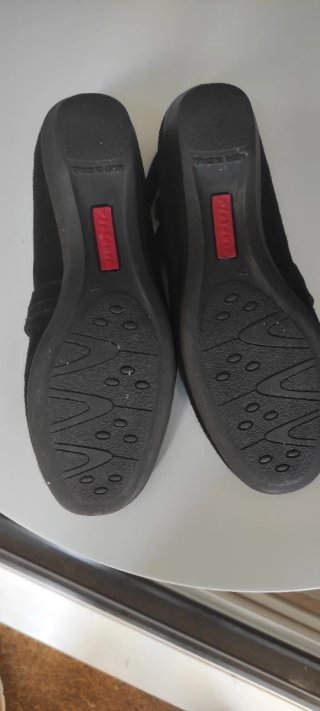 Zapatos negros ante con tiras brillantes T.37