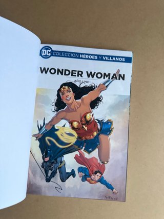 Wonder Woman: Año uno