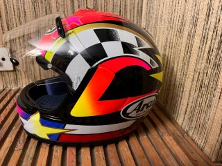 Casco Arai Schwantz Réplica