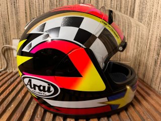 Casco Arai Schwantz Réplica
