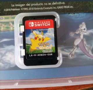 Nintendo Switch OLED + Pikachu Let's Go