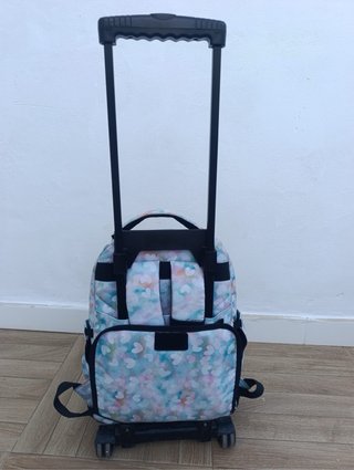 Mochila Totto con estampado de corazones