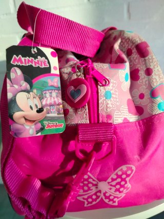 Lote Disney Bolsa Minnie y 3 muñecos bebe