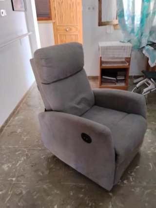 Sillón butaca reclinable eléctrico gris