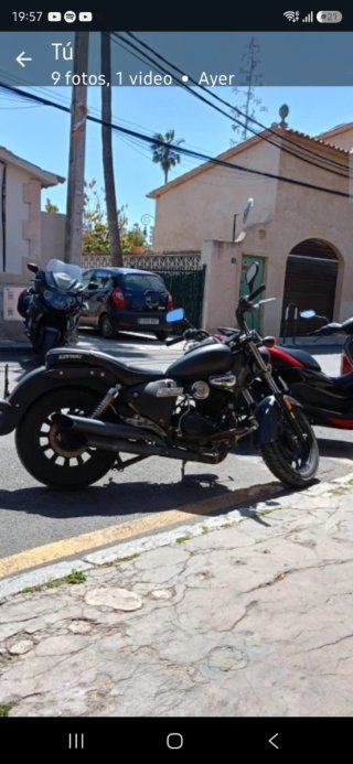 Moto 125cc Negra/Plateada - Pocos km, ITV