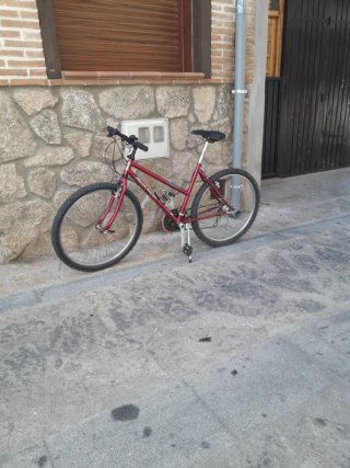 Bici Paseo Chica Saga 26" en Villarejo del Valle,