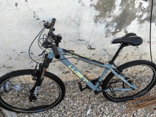 bicicleta de montaña rígida WST Cosmo 7121