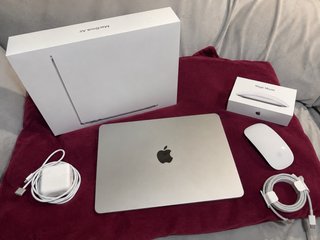 MacBook Air M2 2022 | 16GB RAM | 256GB SSD