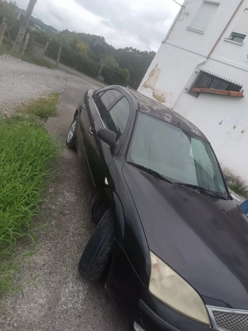 Ford Mondeo 2003 - foto 1
