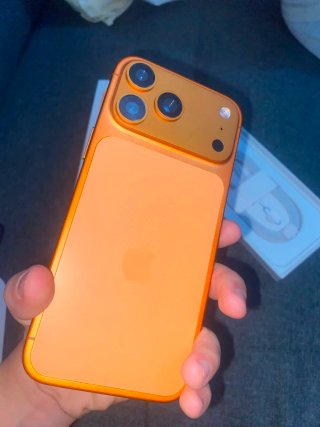 iPhone 17 Pro Max Naranja