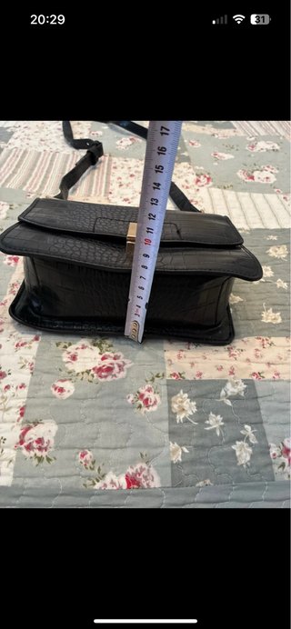 Bolso de hombro negro efecto piel cocodrilo,nuevo