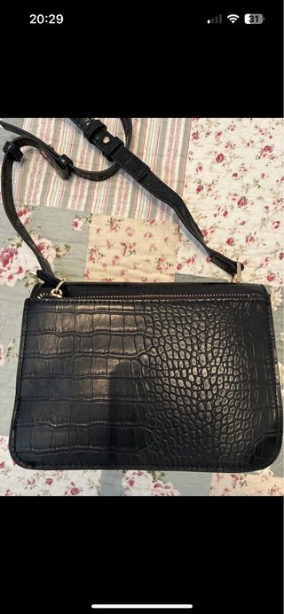 Bolso de hombro negro efecto piel cocodrilo,nuevo